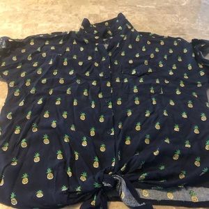 Women’s shirt